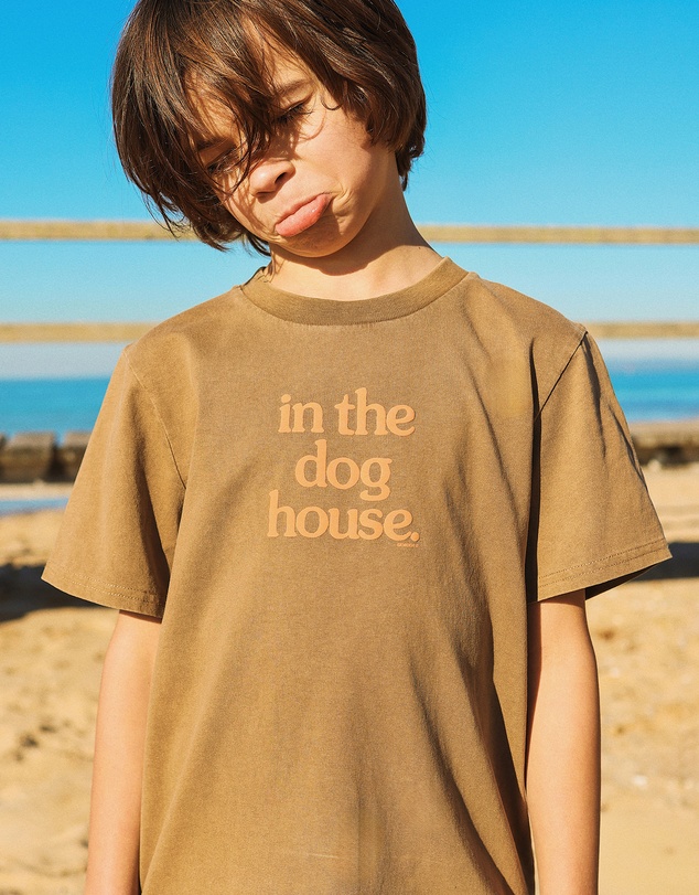 Skwosh - Dog House Kids Slang Tee in Brown