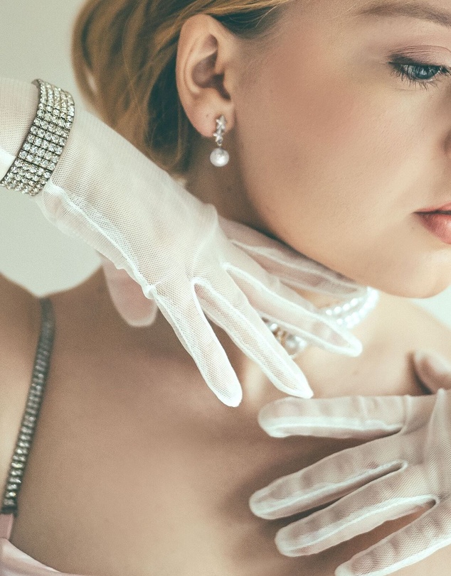 DENTS - Sheer Tulle Opera Length Evening Gloves