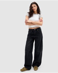 BDG By Urban Outfitters - Logan Jeans