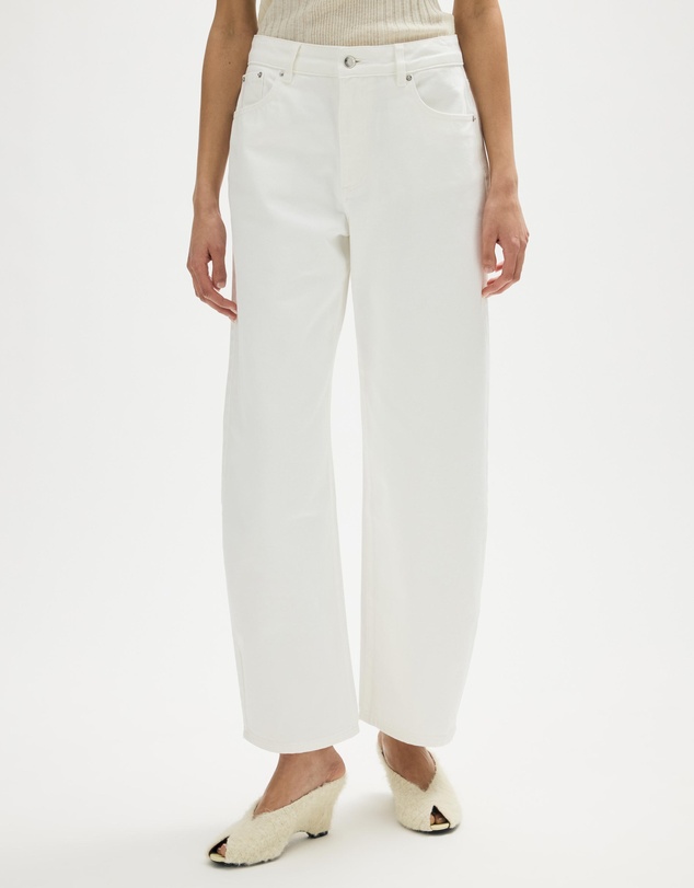 Minima Esenciales - Quentin Mid Rise Barrel Leg Jeans