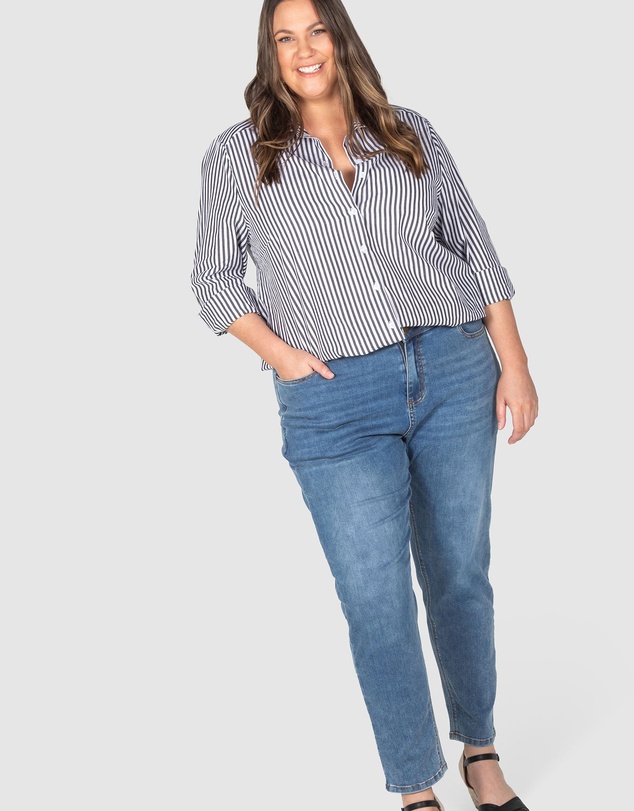 Love Your Wardrobe - Lottie Mid Wash Jeans