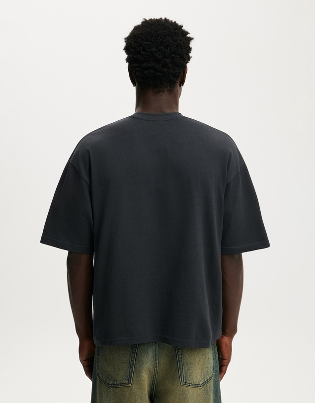 Cotton On - Cropped Fit T-Shirt