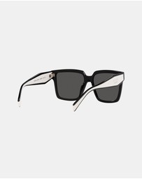 Prada - PR 24ZS0