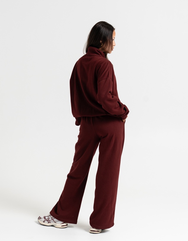 HyperLuxe The Label - Logo Embroidered Straight Leg Sweatpants
