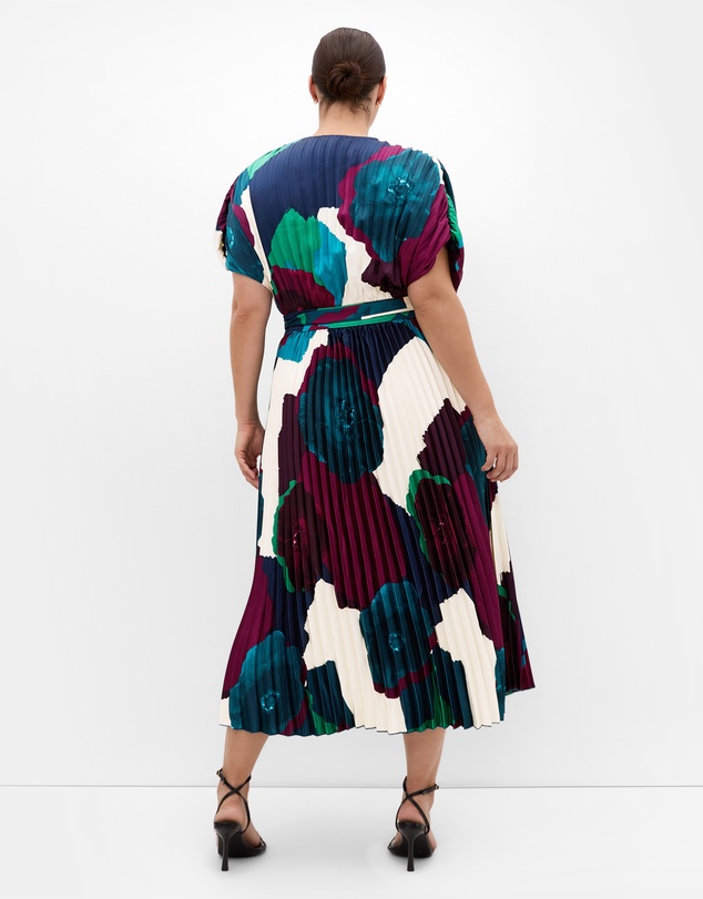 City Chic - Hailey Abstract Print Pleat Maxi Dress