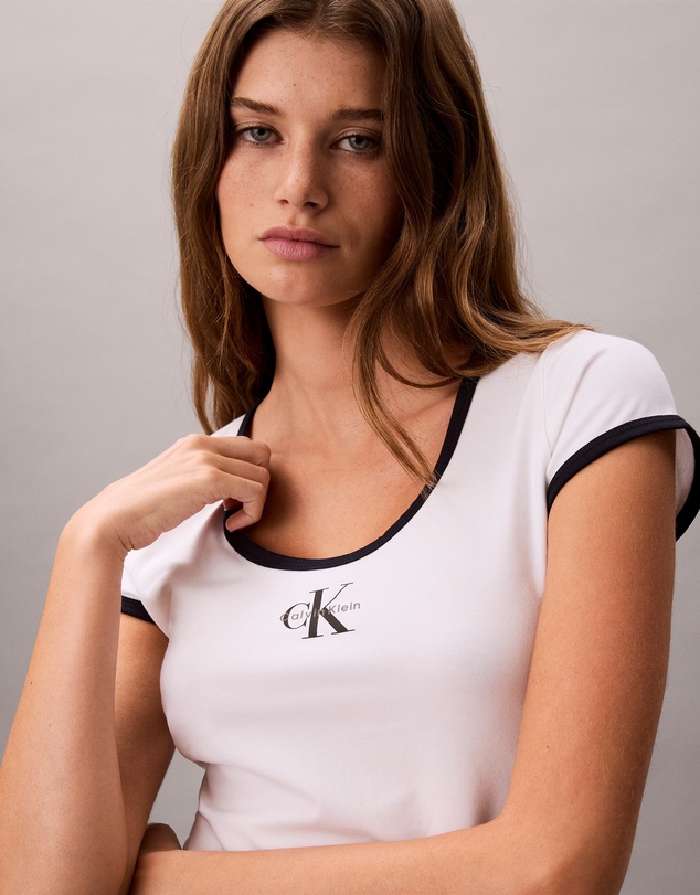 Calvin Klein Jeans - Monologo Scoopneck Baby Tee