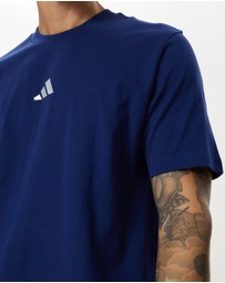adidas Sportswear - Essentials Small Logo Single Jersey Tee