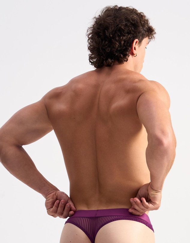 TEAMM8 - Casanova Thong