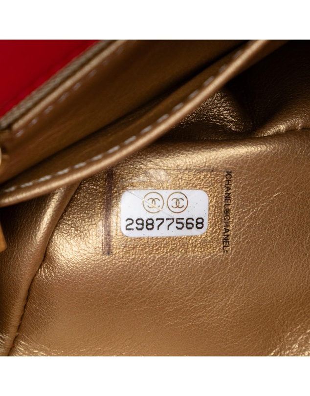Pre-Loved by Azura Reborn - Pre-Loved Mini Square Classic Lambskin Pearl Crush Single Flap