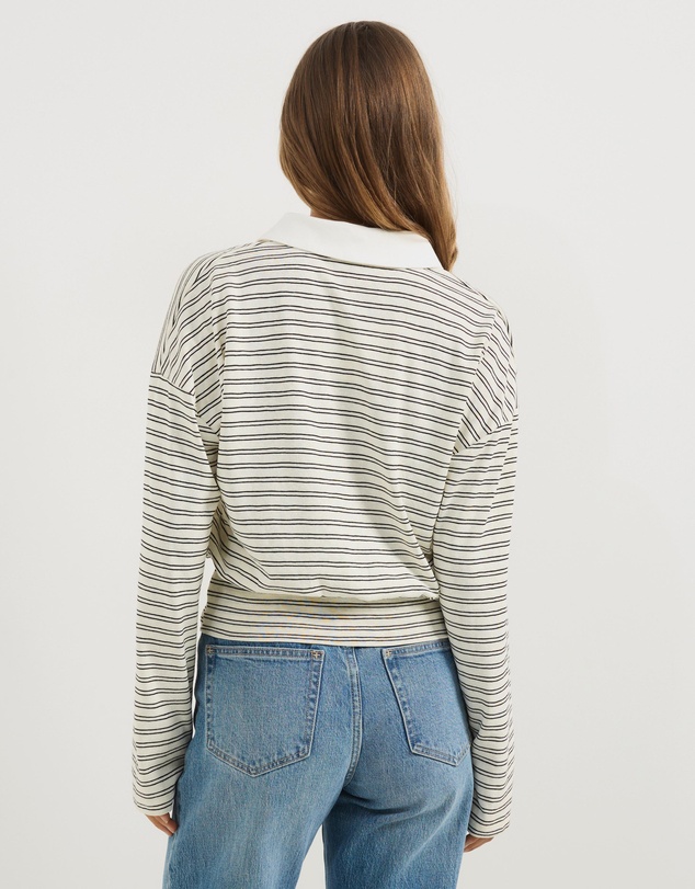 Atmos&Here - Averin Long Sleeve Fitted Waist Top