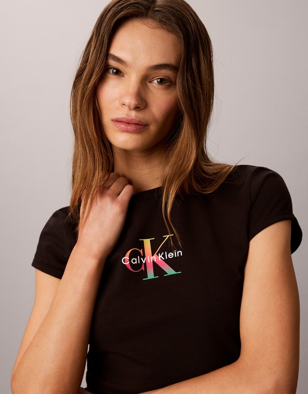 Calvin Klein Jeans - Pride Monologo Baby Tee