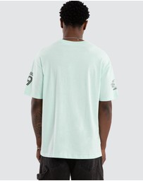Americain - Stellaris Box Fit Tee