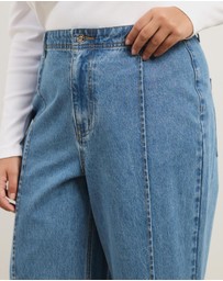 Atmos&Here Curvy - Lorie Pin Tuck Wide Leg Jeans