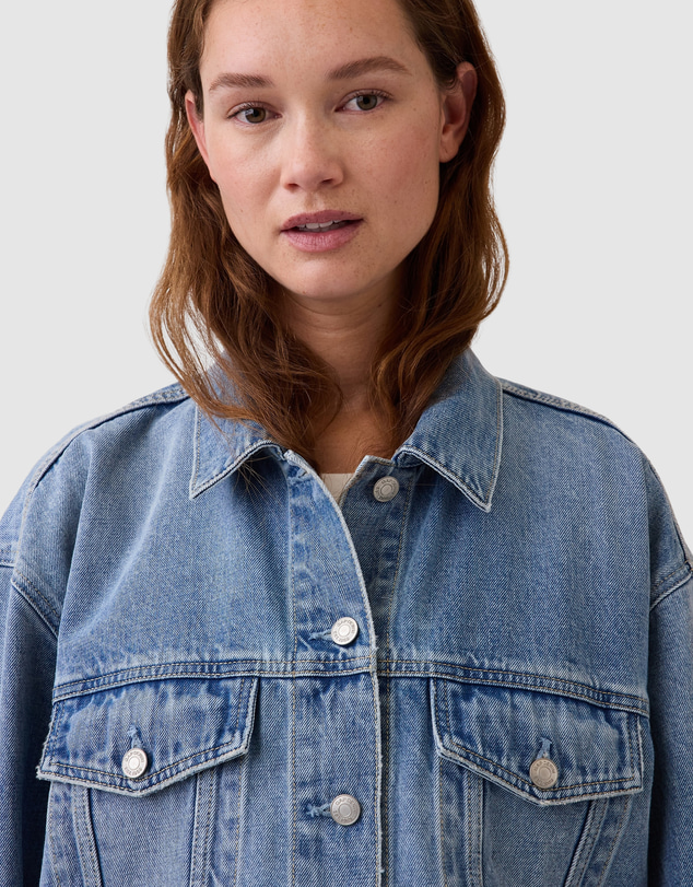 GAP - Oversized Icon Denim Jacket