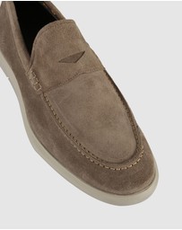 Brando - Nikolai Slip Ons