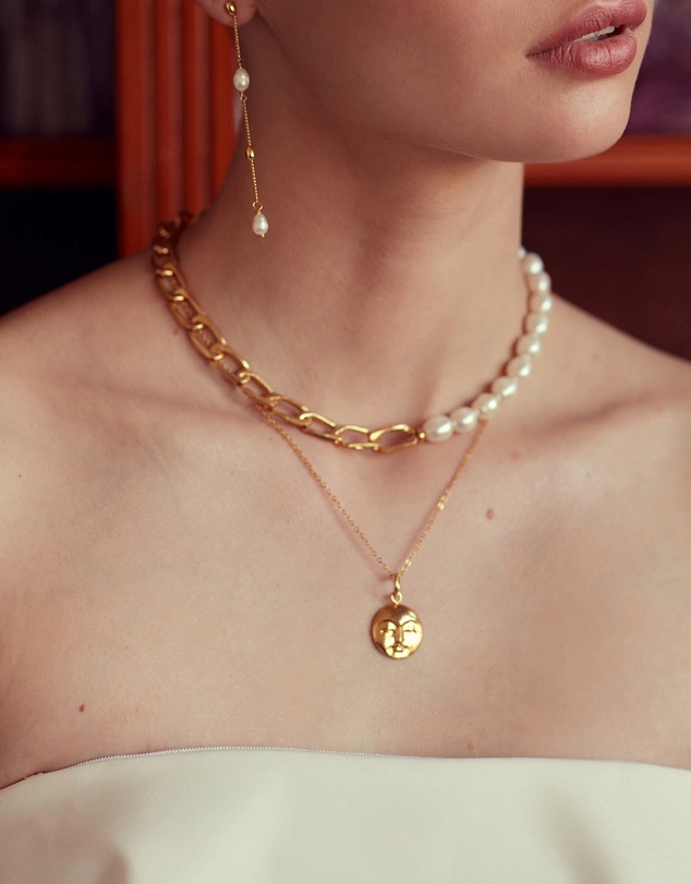 Ottoman Hands - Moon Face Gold Pendant Necklace