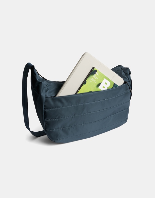 Bellroy - Laneway Crescent Bag 12L