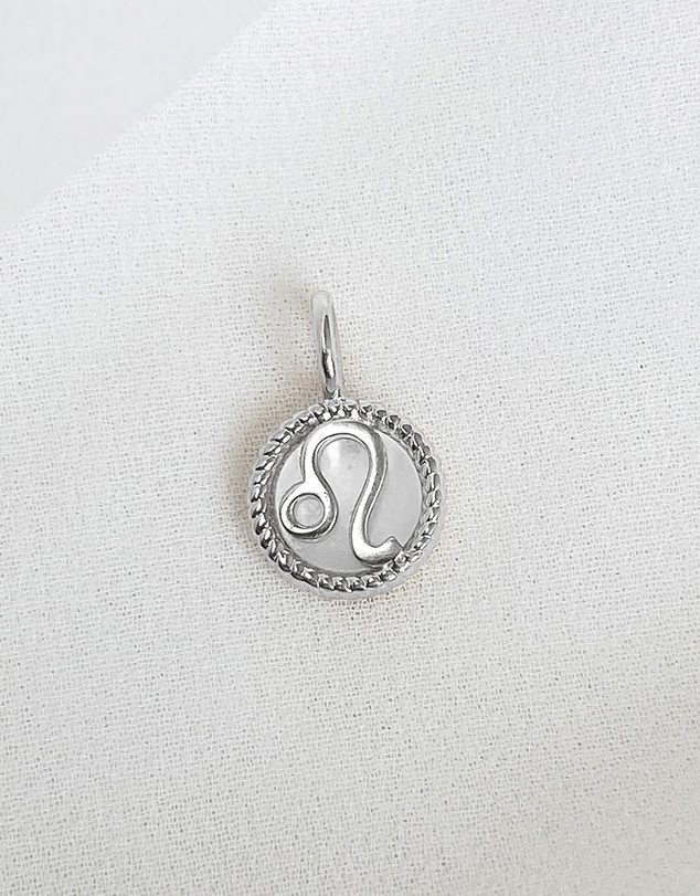 Wanderlust + Co - Leo Zodiac Mother of Pearl 925 Sterling Silver Pendant