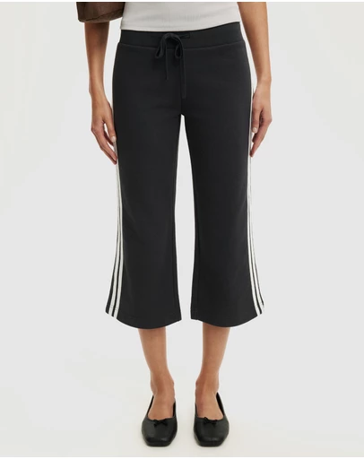 Cotton On - Capri Fleece Sweatpants
