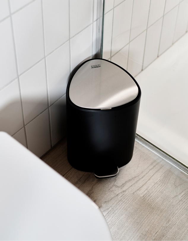 Joseph Joseph - EasyStore™ 5L Matt Black Bathroom Pedal Bin