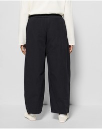 Commonry - Jemma Pant