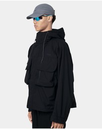 PYRA - CARGO SHELL JACKET- BLACK