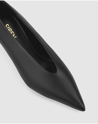 Siren - Flynn Point Toe Pumps