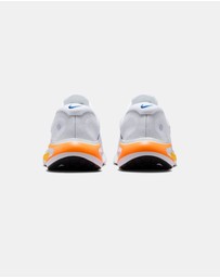 Nike - Journey Run - Men's