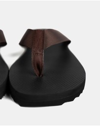 La Tribe - Canvas Thongs
