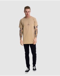 DVNT - Barbed Rose Tee