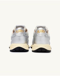 Autry - Reelwind Low Wom Sneakers - Women's