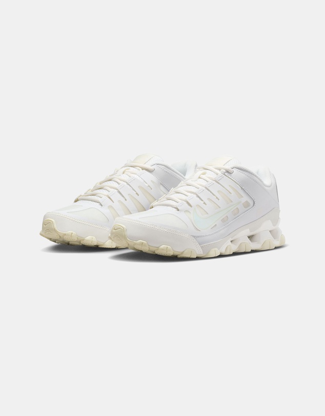 Nike - Reax 8 TR - Women's