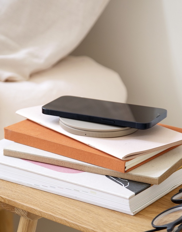 Kreafunk - Kreafunk Wicharge 3 Wireless Qi Charger 15W - Ivory Sand