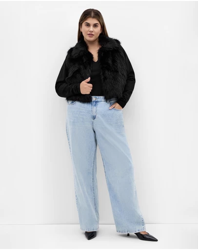 City Chic - Plus size Gianna Faux Fur Vest - black