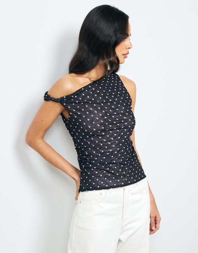 AERE - Chloe Mesh SS Off Shoulder Top