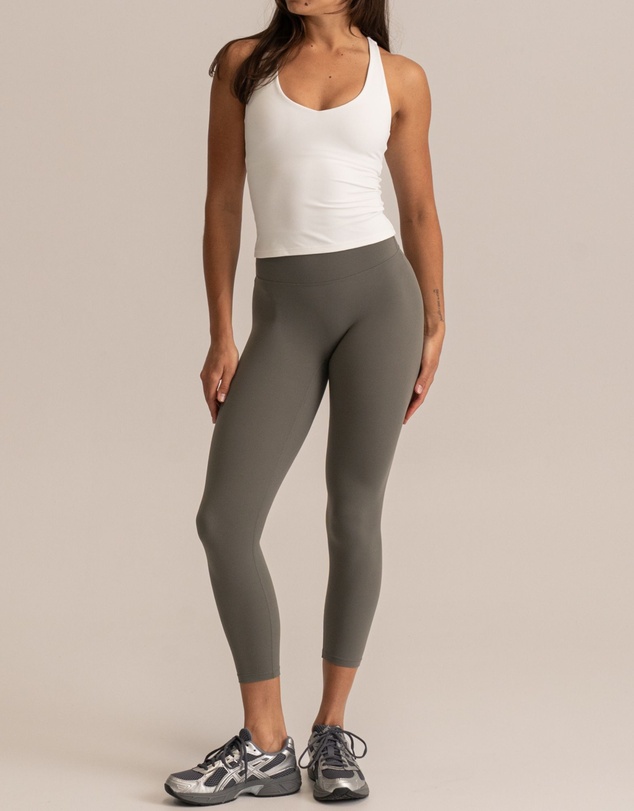 HyperLuxe The Label - Contour Tank