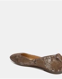 Naturalizer - Pierce Flat - Chestnut