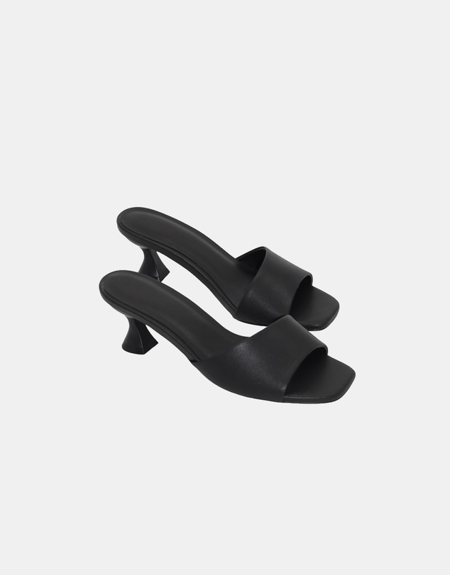 Human - Women's Avenue Heels Black