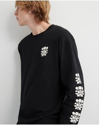 Kowtow - Signature Tee