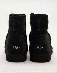 UGG - Classic Mini Boots - Men's