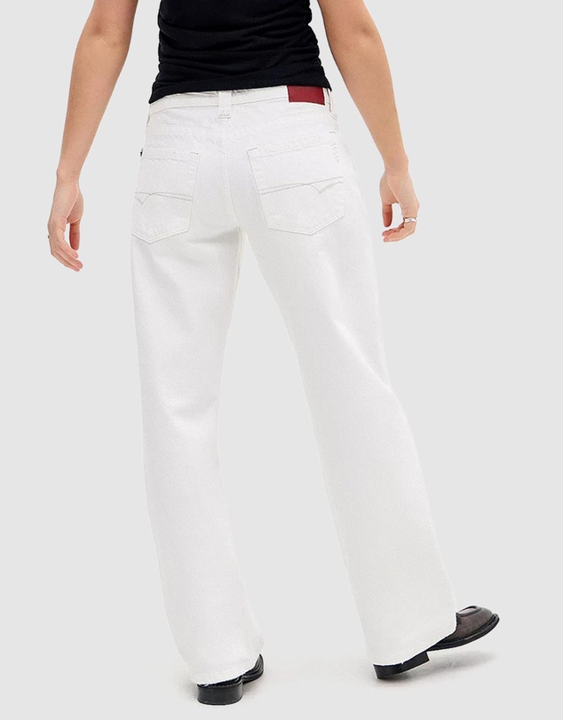 BDG By Urban Outfitters - BDG Kayla Lowrider Jeans
