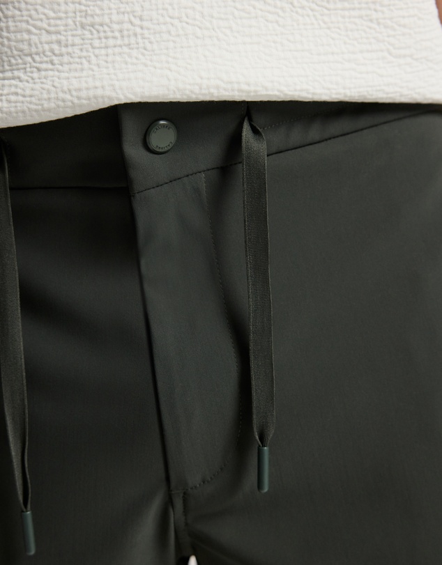 Calibre - Performance Shorts Khaki