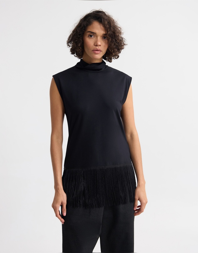 Oxford - Cassie Stretch Fringe Trim Top