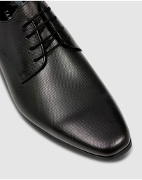 Tarocash - Odin Textured Dress Shoe