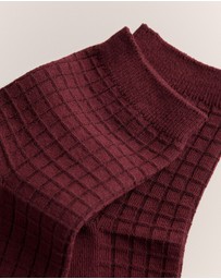 Trenery - Textured Grid Crew Sock in Red Mahogany
