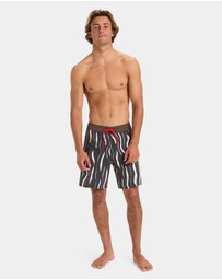 Quiksilver - Mens Surfsilk Straight 18