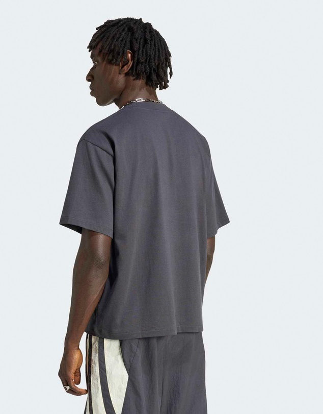 adidas Originals - Illustration GFX Tee