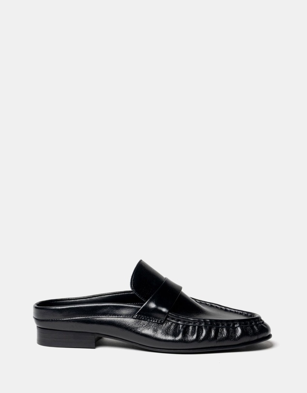 La Tribe - Naomi Mules
