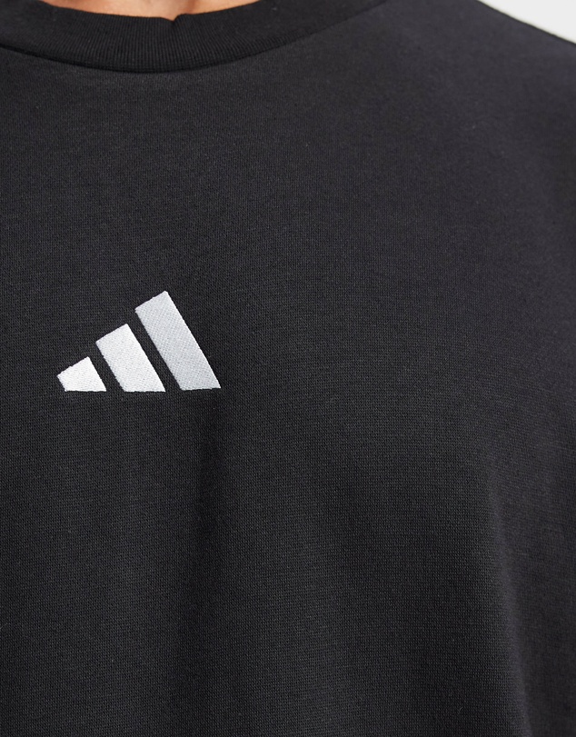 adidas Sportswear - Essentials Feelcozy Fleece Sweatshirt