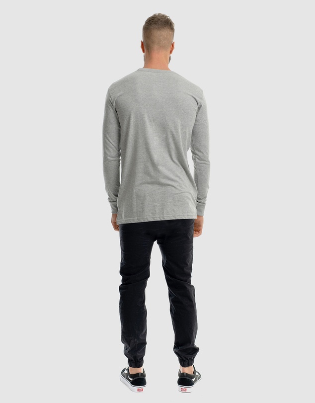 DVNT - Classic Embroidery Long Sleeve Tee
